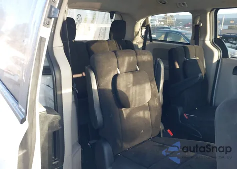 2013 Dodge Grand Caravan Sxt z USA, uszkodzony, nr VIN 2C4RDGCG3DR688276